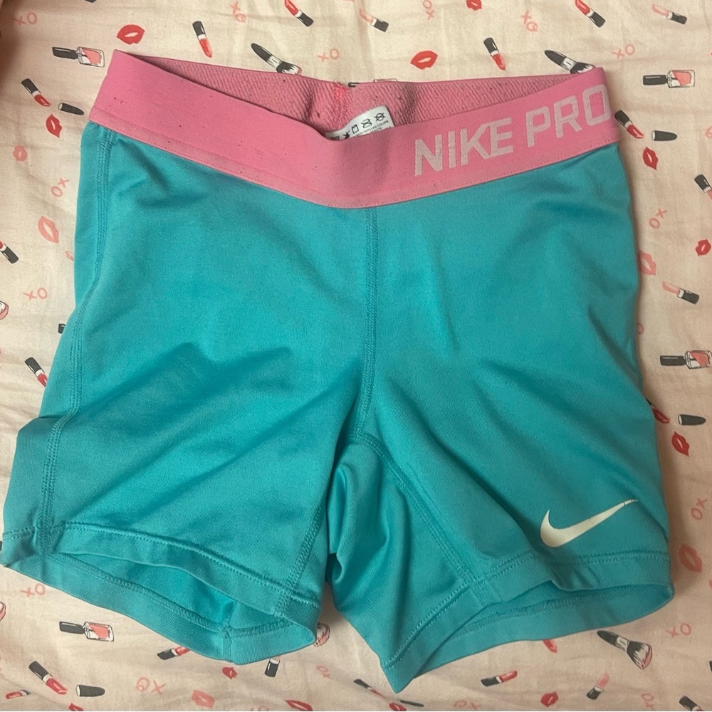 nike pros